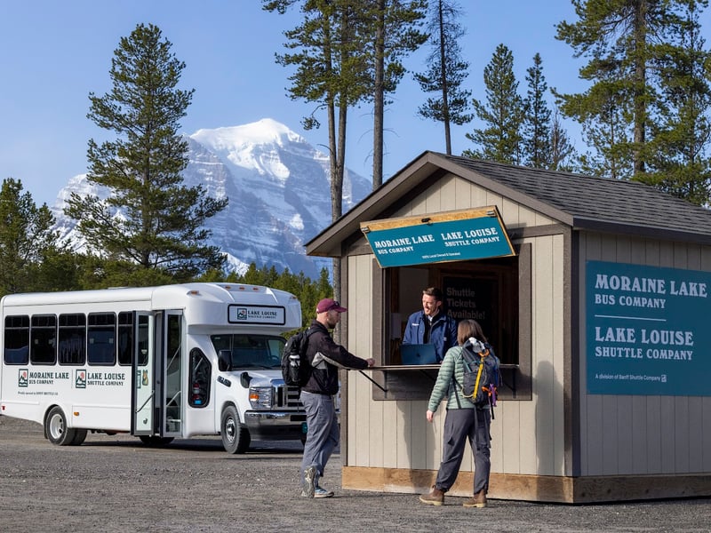 Lake Louise Shuttle Co.