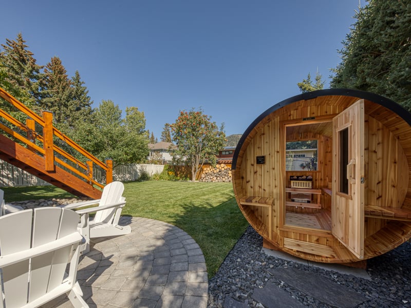 B & B on Mountain Lane