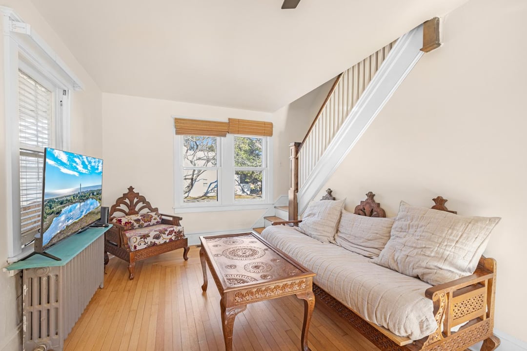 Charming Pet-Friendly Cape Cod