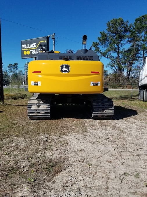 2021 John Deere 210G LC, image 2