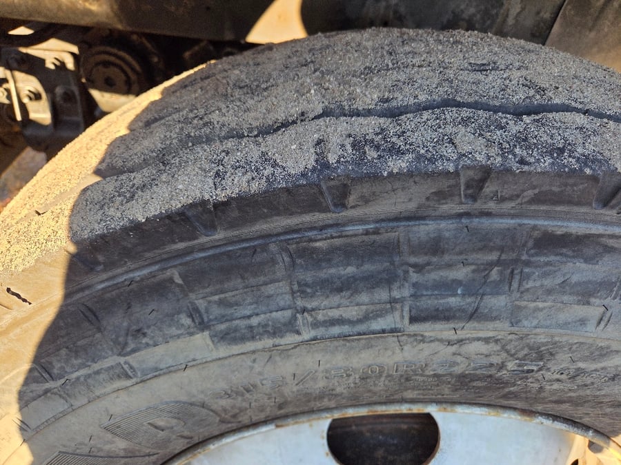 2000 International 4900, image 8