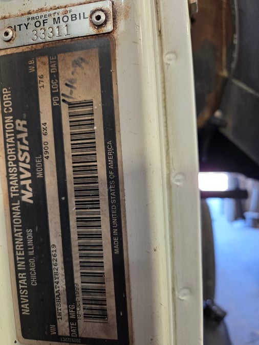 2000 International 4900, image 5