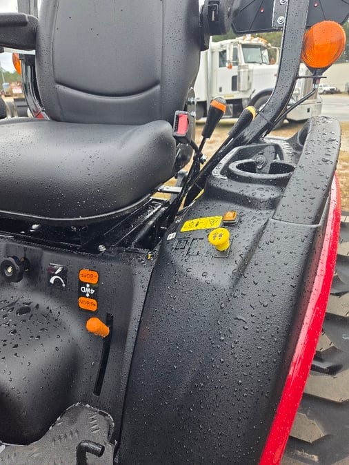 2025 Yanmar SA425BI-L, image 13