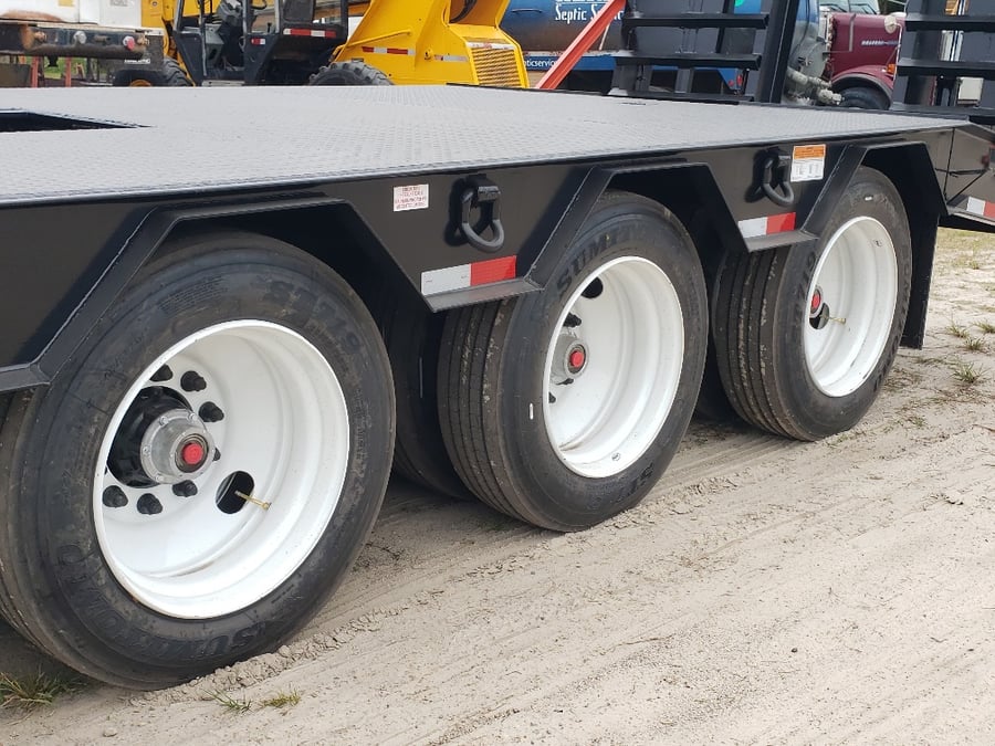 2026 Wallace Trailer DLBT50-3H, image 2
