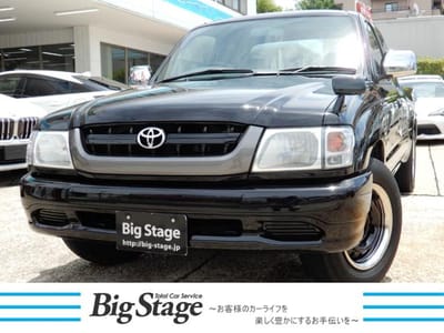 Toyota Hilux Sports Pick Up Extra Cab