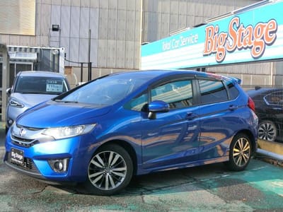 Honda Fit Hybrid S package