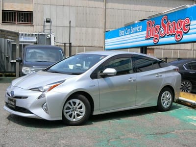 Toyota Prius S Safety Plus