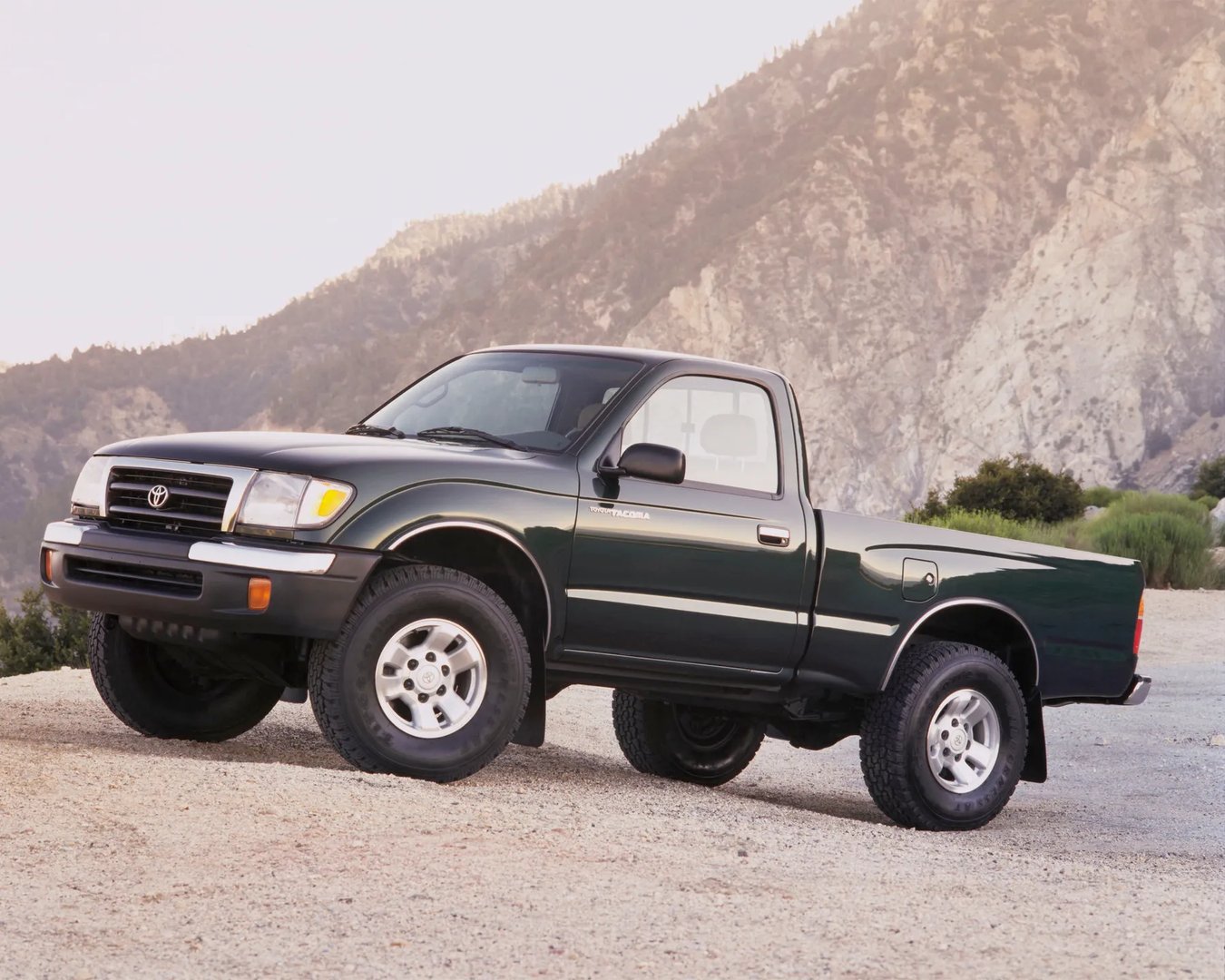 Toyota_Tacoma_1_generation_restyling__Pickup_single-cab__2.jpg