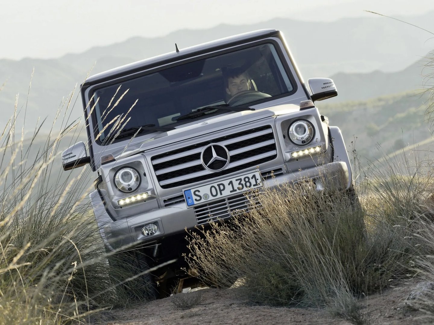 Mercedes_G-Class_2_generation_restyling_6__SUV_5-doors__12.jpg