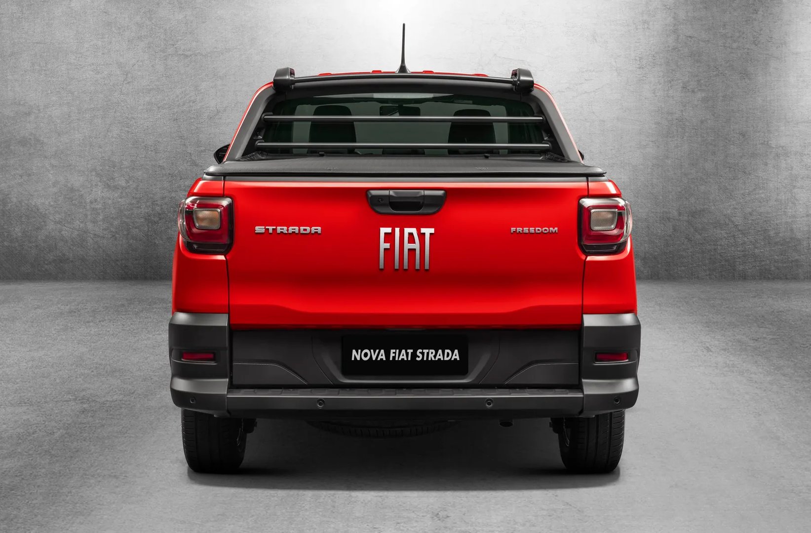 Fiat_Strada_2_generation__Pickup_double-cab__5.jpg