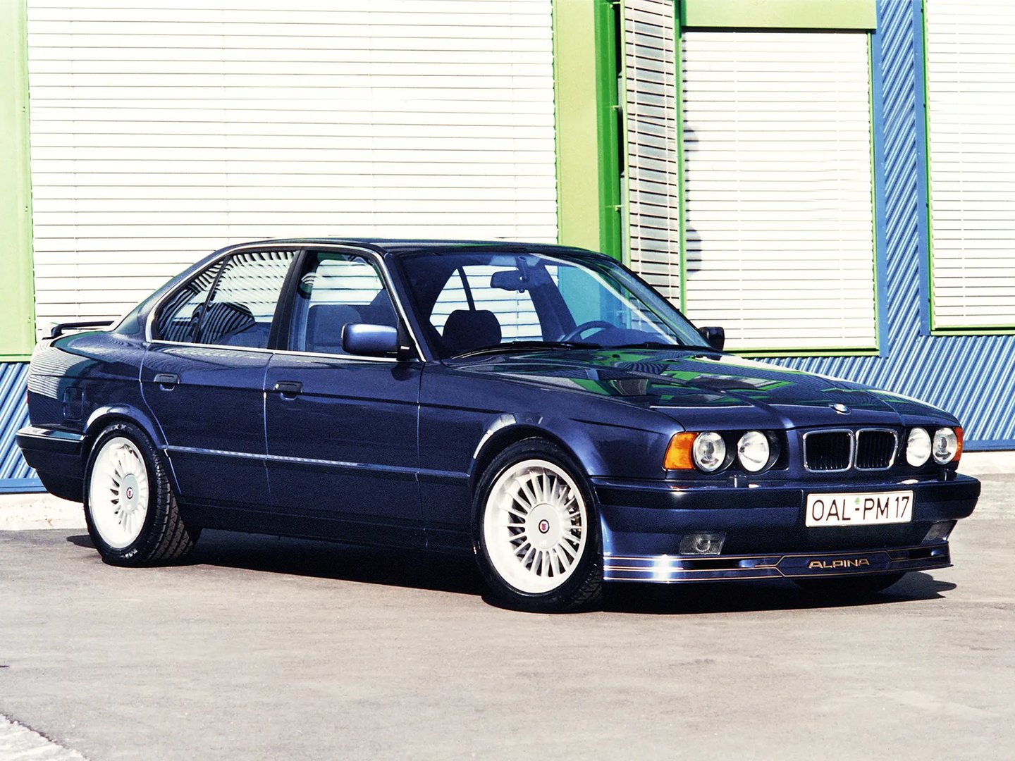 Alpina_B10_2_generation__Sedan__2.jpg