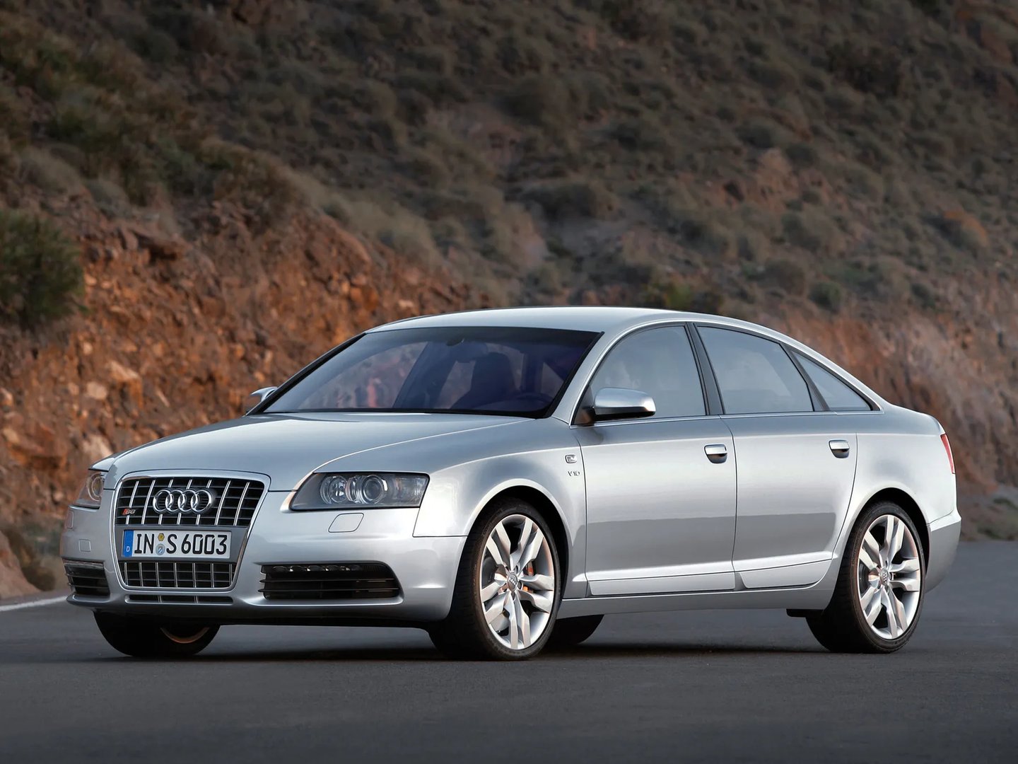 Audi_S6_3_generation__Sedan__4.jpg