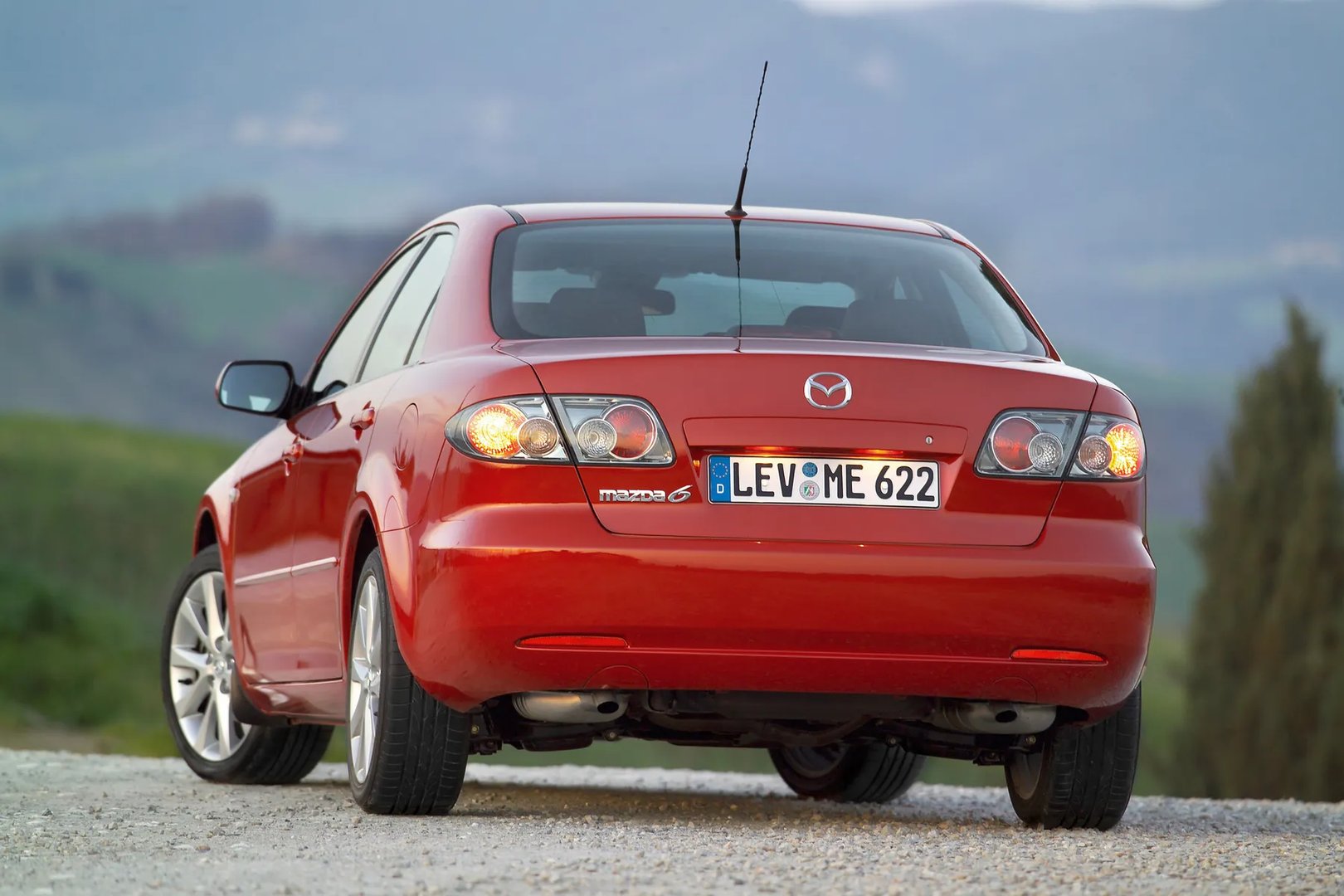 Mazda_6_1_generation_restyling__Sedan__1.jpg