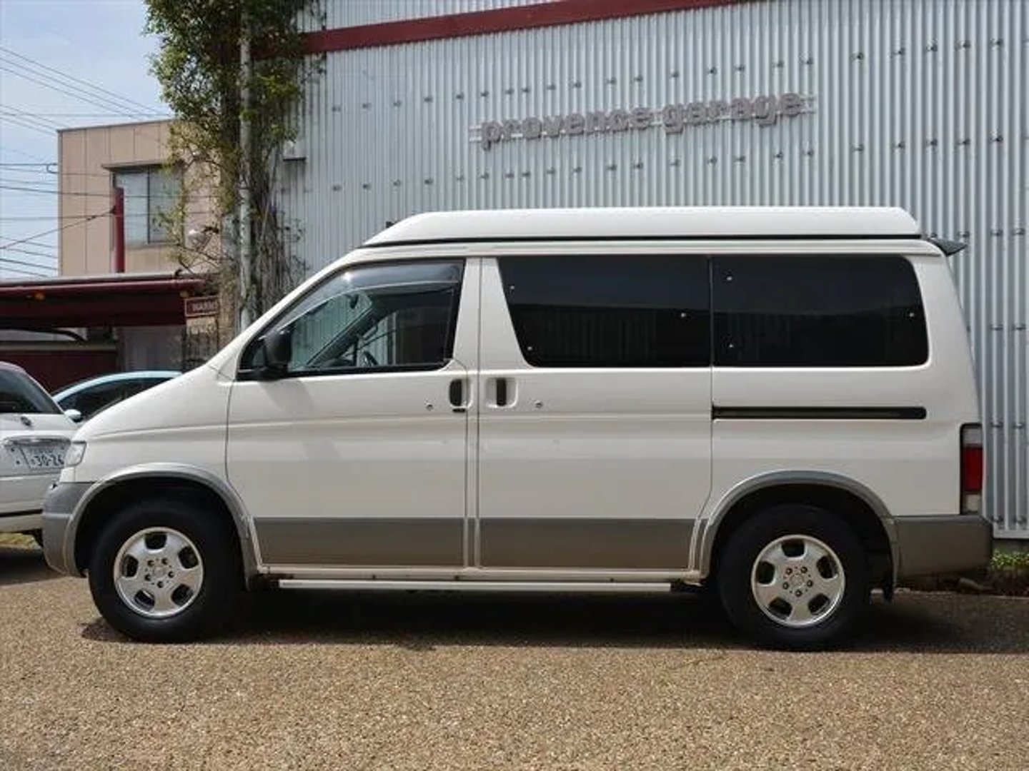 Ford_Freda_1_generation__Minivan__4.jpg