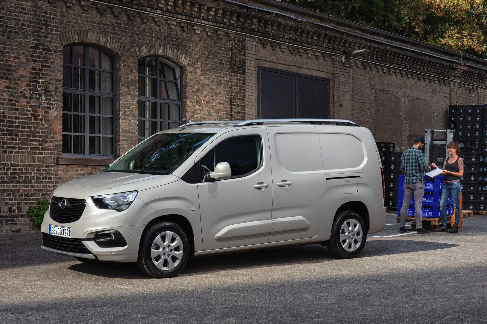 Opel_Combo_5_generation__Van_Long__1.jpg