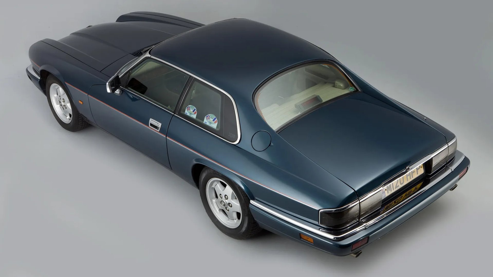 Jaguar_XJS_3_generation__Coupe__5.jpg