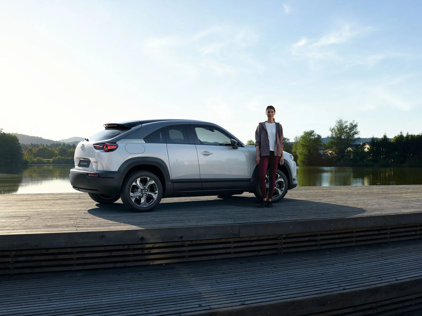 Mazda_MX-30_1_generation__SUV_5-doors__8.jpg