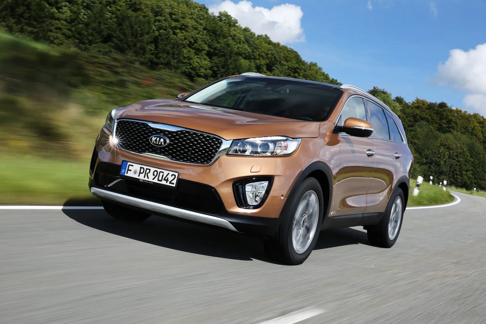 Kia_Sorento_3_generation__SUV_5-doors__12.jpg
