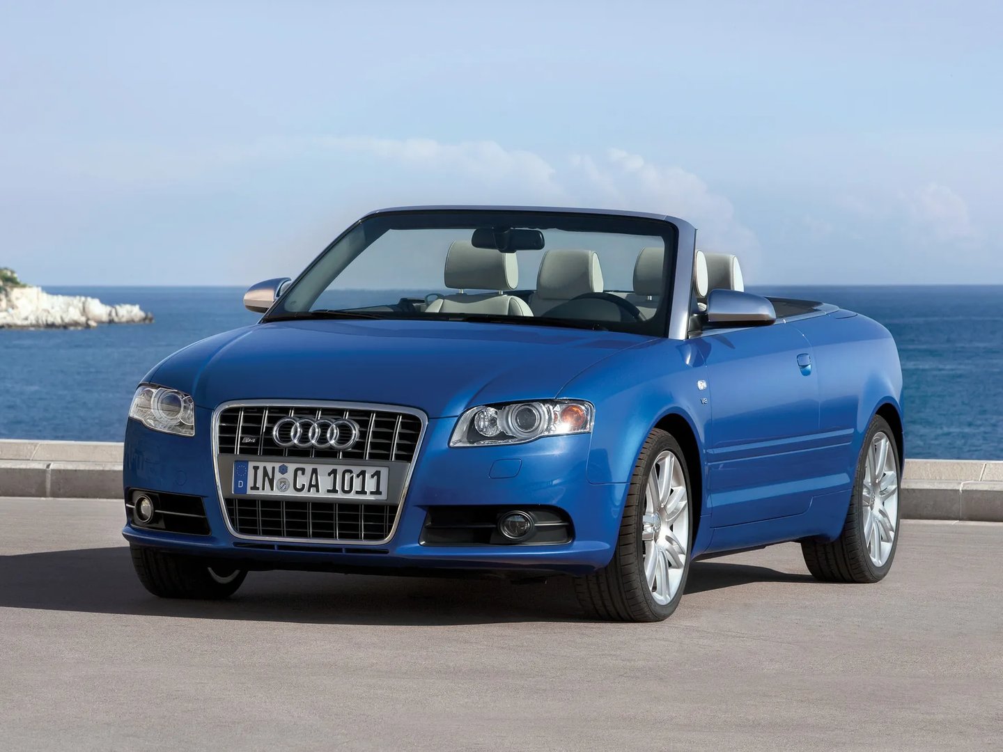 Audi_S4_3_generation__Cabrio__1.jpg