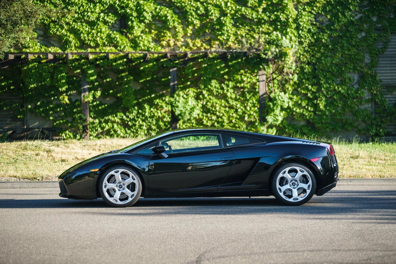 Lamborghini_Gallardo_1_generation__Coupe__4.jpg