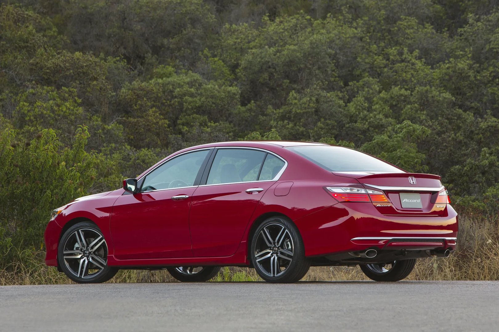 Honda_Accord_(USA)_9_generation_restyling__Sedan__3.jpg
