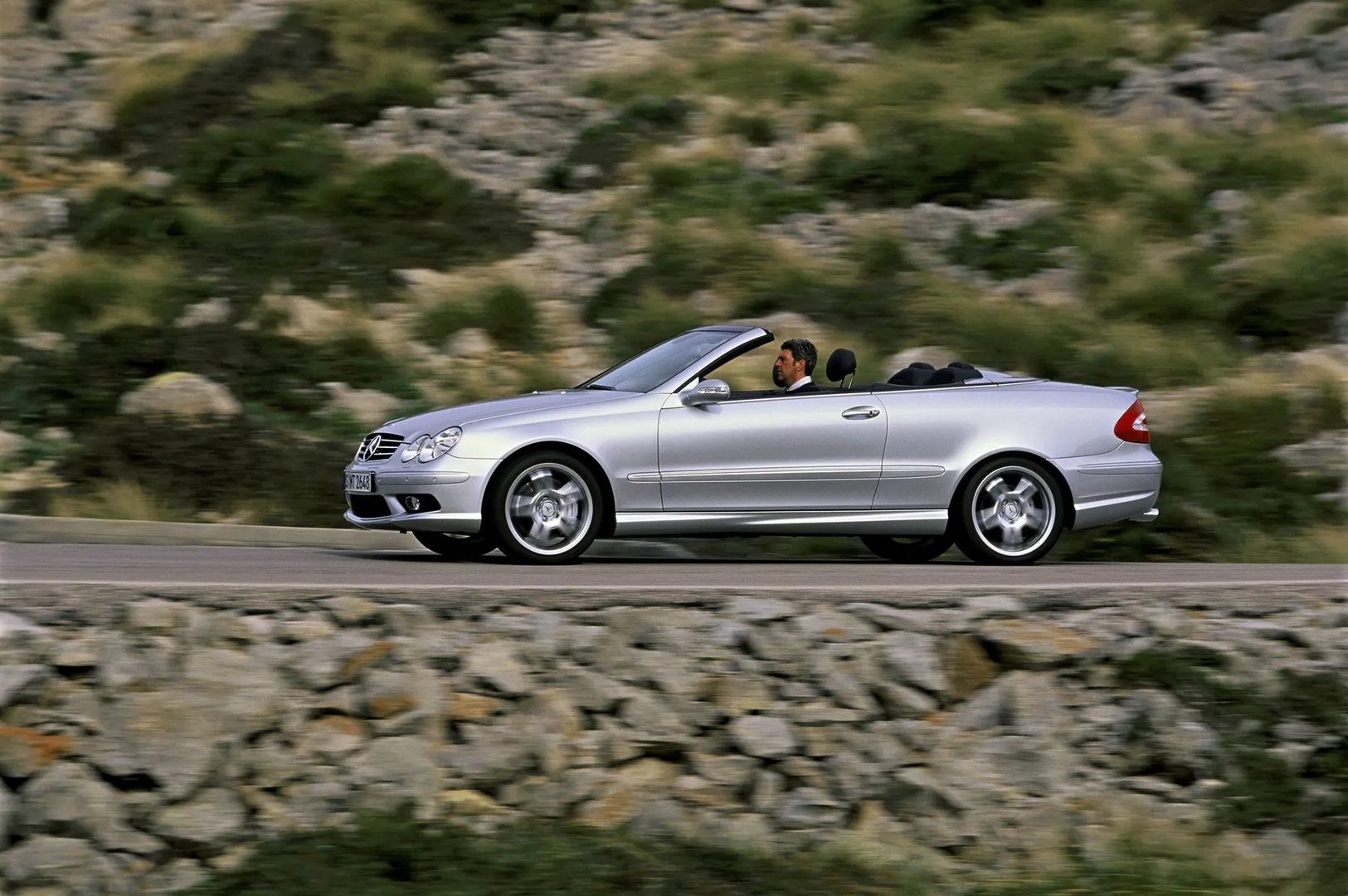 Mercedes_CLK-Class_AMG_2_generation__Cabrio__8.jpg