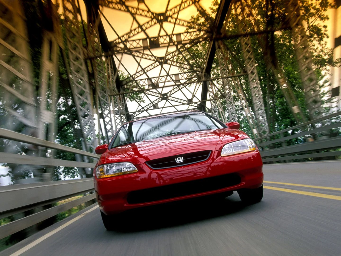 Honda_Accord_6_generation__Coupe__3.jpg