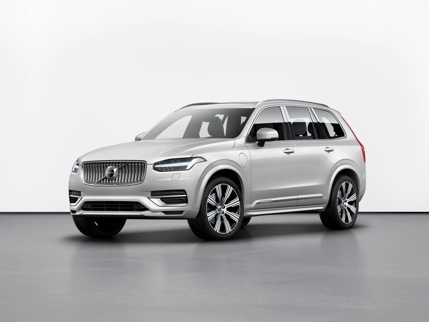 2 generation, restyling 