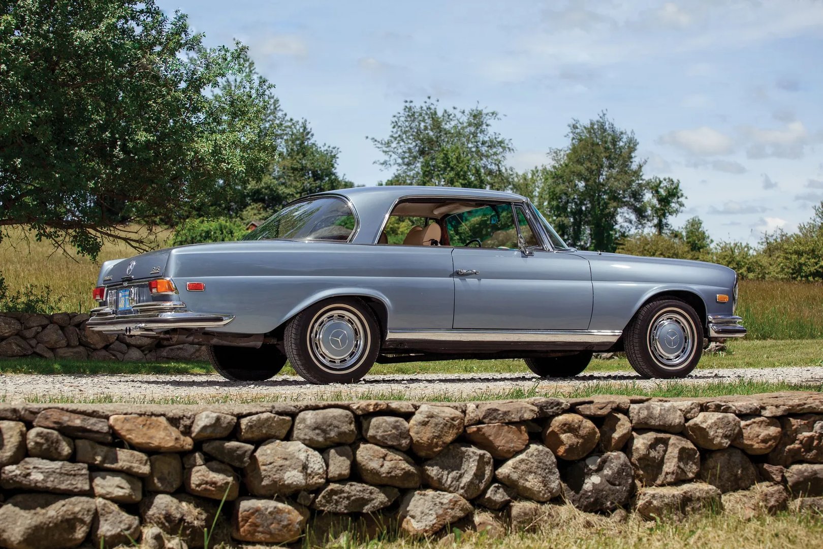 Mercedes_W111_1_generation__Coupe__13.jpg