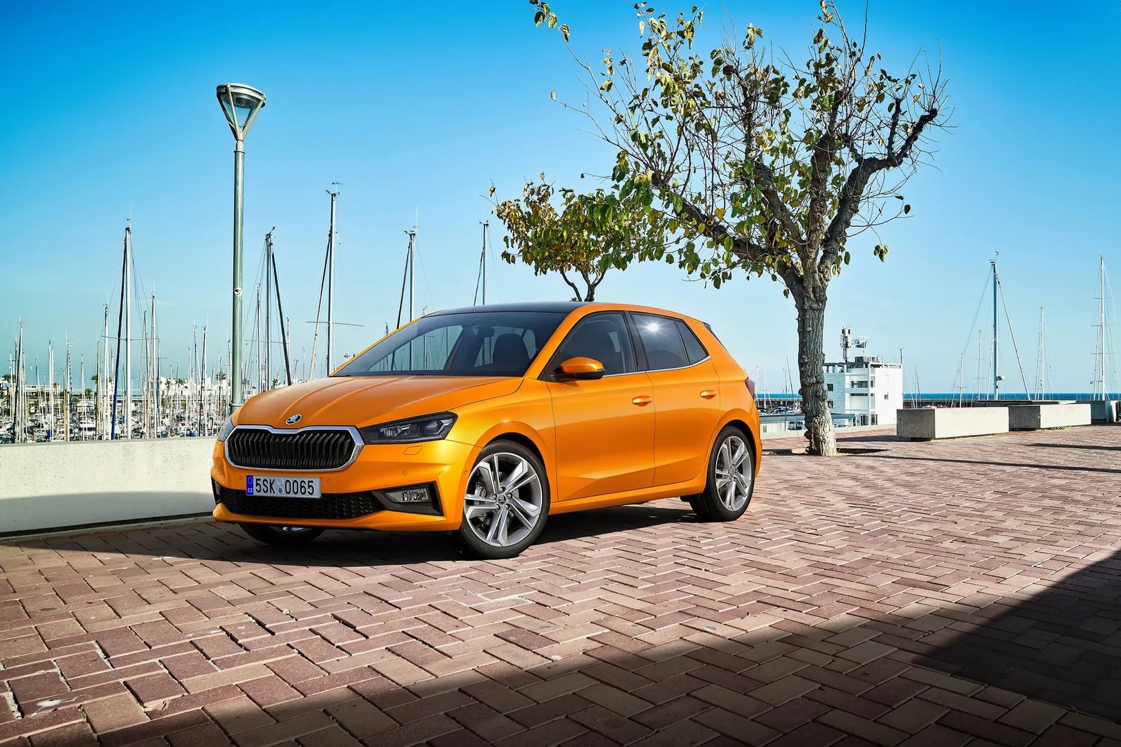 Skoda_Fabia_4_generation__Hatchback_5-door__7.jpg