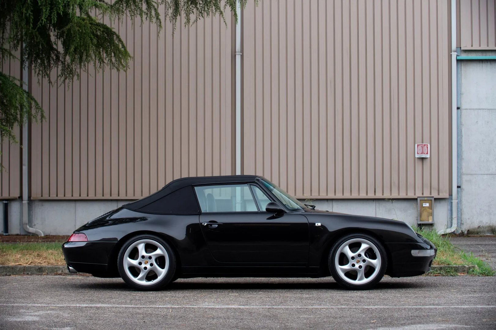 Porsche_911_4_generation__Cabrio__2.jpg