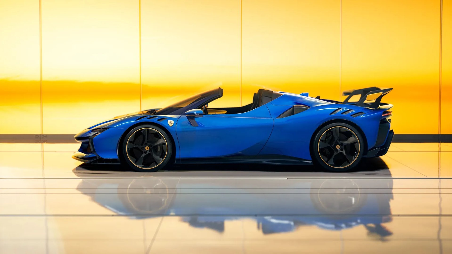 Ferrari_SF90_XX_1_generation__Roadster__3.jpg