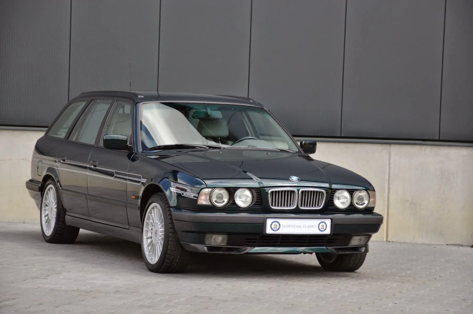 Alpina_B10_2_generation__Estate_5-door__1.jpg
