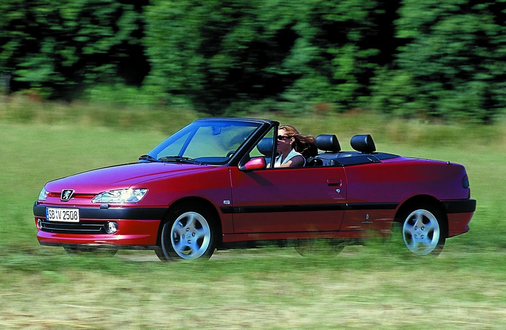 Peugeot_306_1_generation__Cabrio__1.jpg