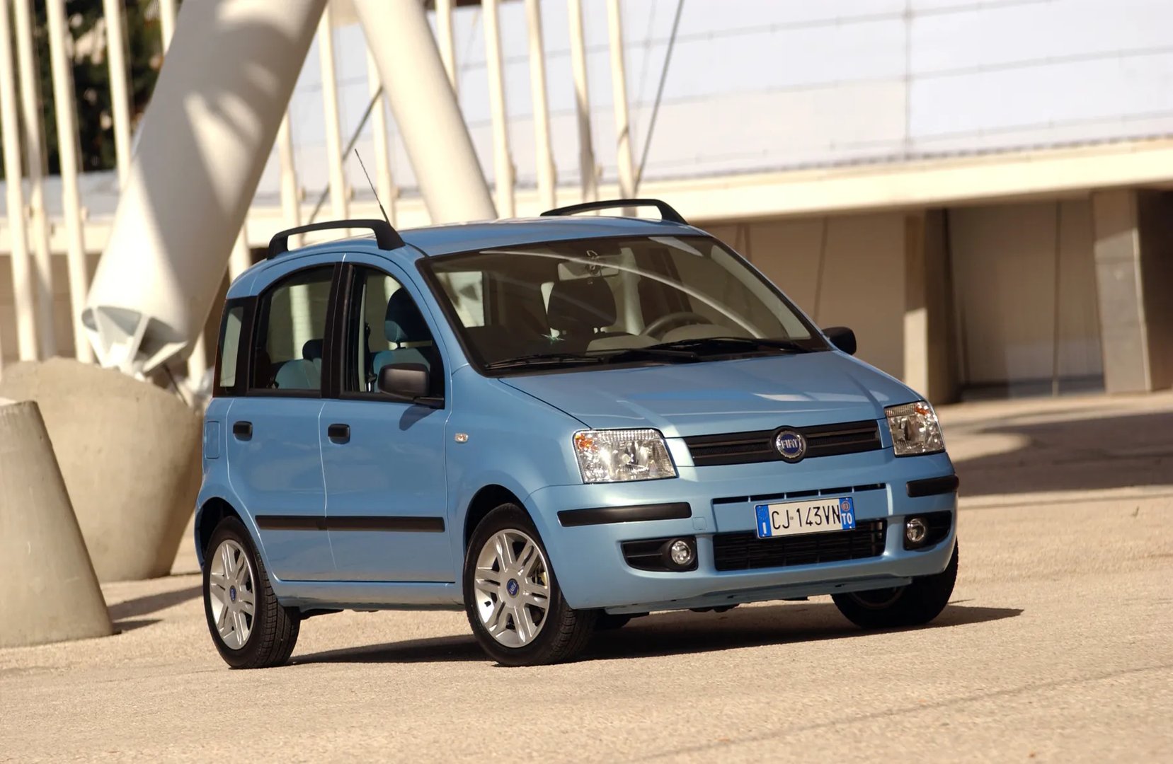 Fiat_Panda_2_generation__Mini_5-doors__5.jpg