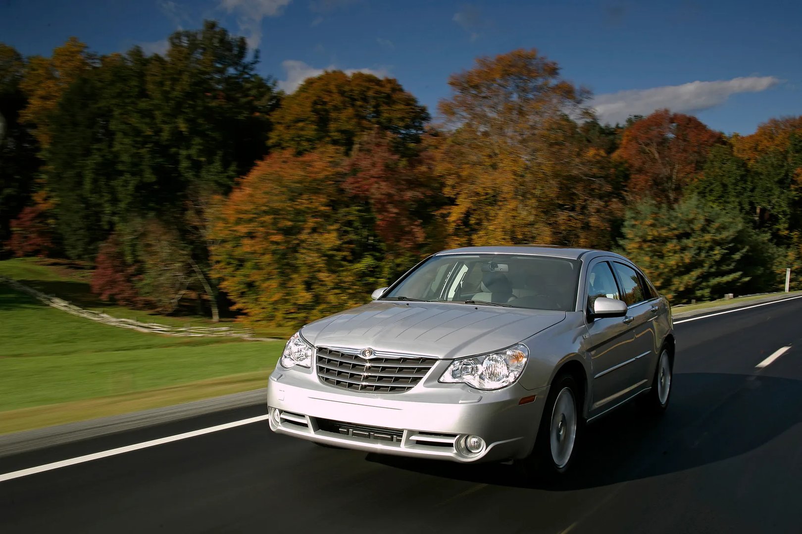 Chrysler_Sebring_3_generation__Sedan__12.jpg
