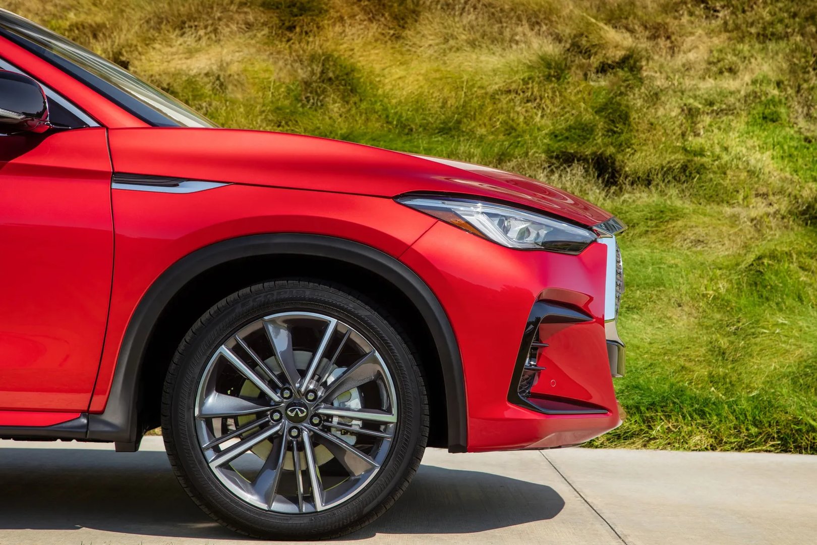 Infiniti_QX55_1_generation__SUV_5-doors__13.jpg