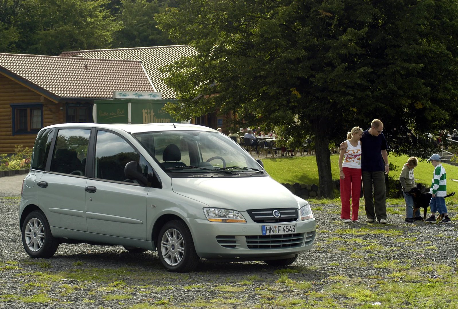Fiat_Multipla_1_generation_restyling__Compact_Van__12.jpg