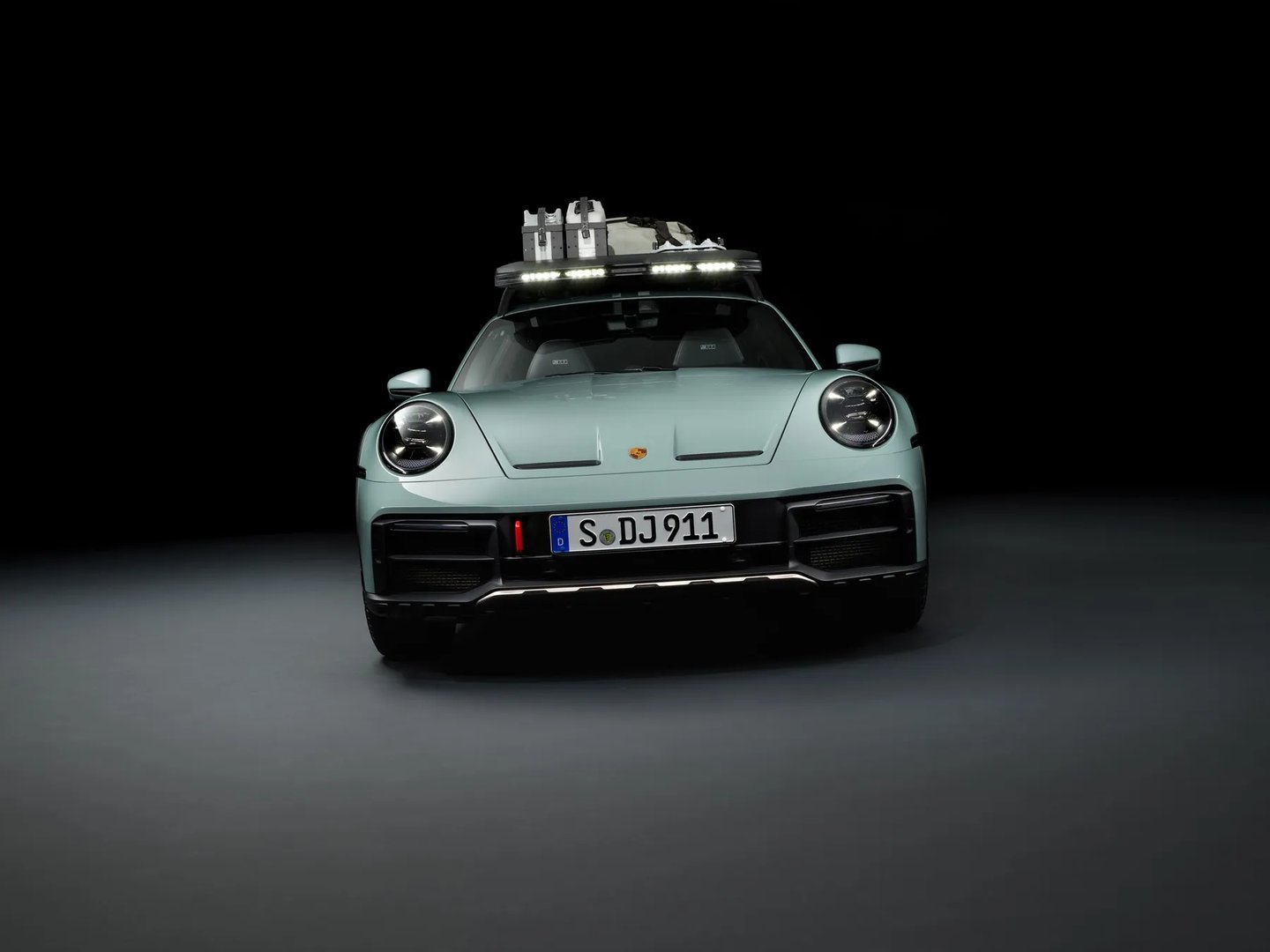 Porsche_911_Dakar_1_generation__SUV_Coupe__2.jpg