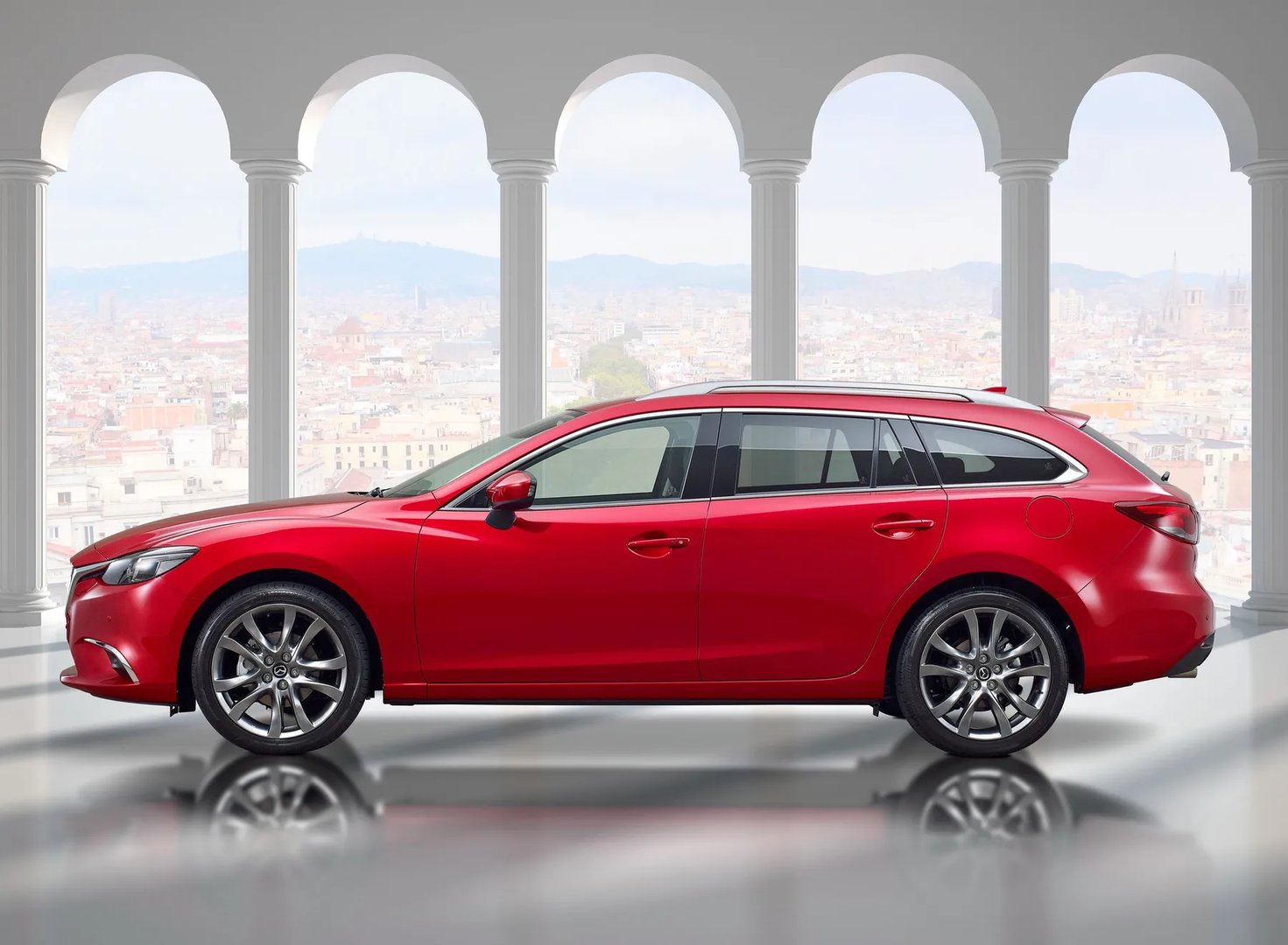 Mazda_6_3_generation_restyling__Estate_5-door__4.jpg