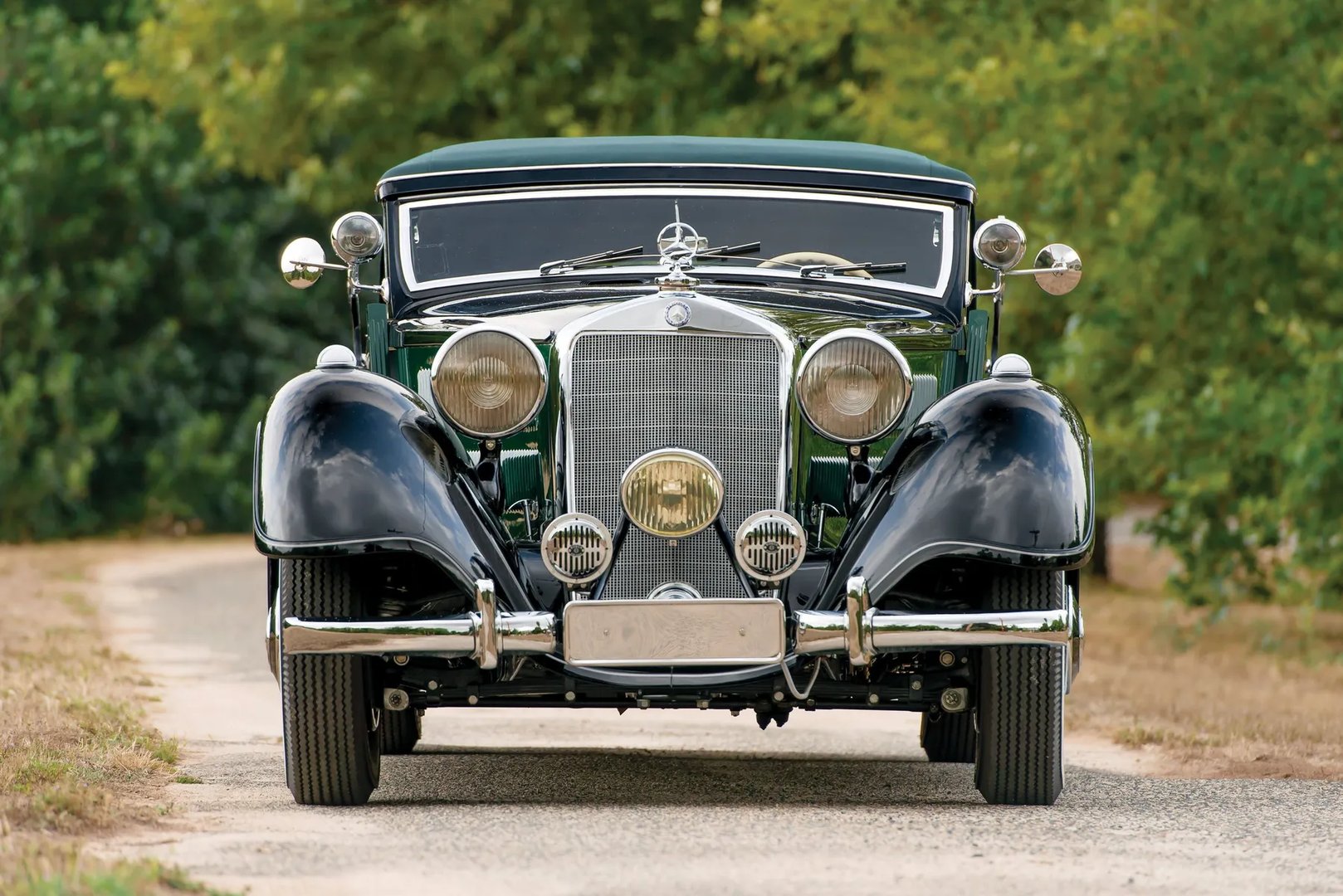 Mercedes_W142_1_generation__Cabrio__5.jpg