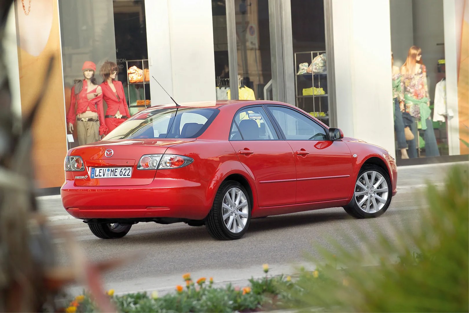 Mazda_6_1_generation_restyling__Sedan__8.jpg