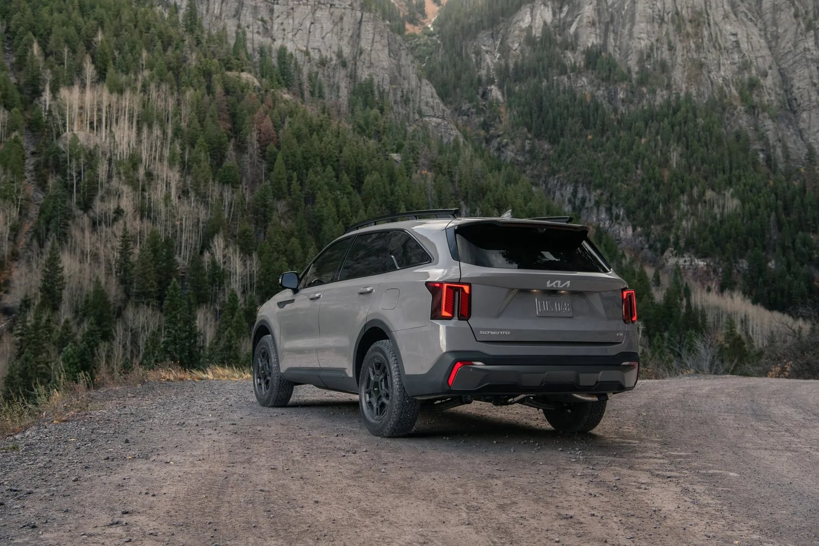 Kia_Sorento_4_generation_restyling__SUV_5-doors__8.jpg