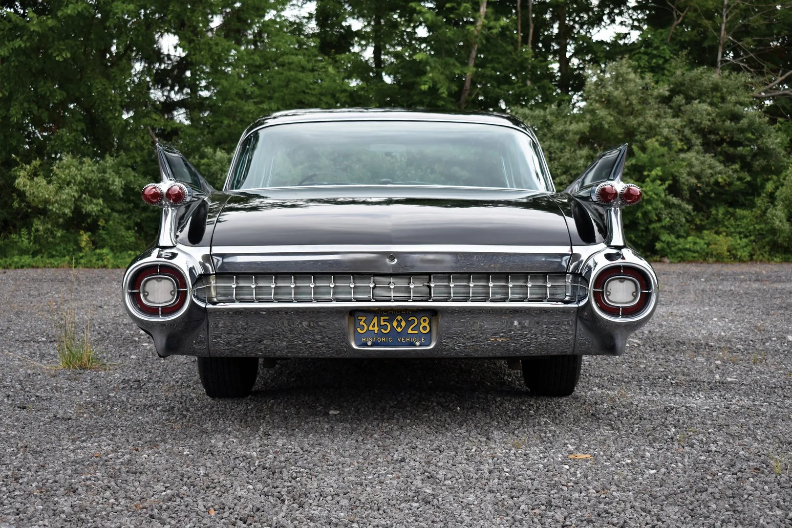 Cadillac_Series_62_6_generation__Sedan_Hardtop__4.jpg