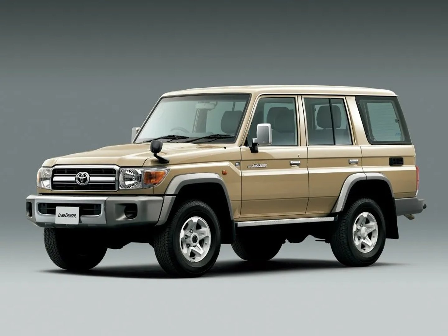 Toyota_LC_8_generation_restyling_3__SUV_5-doors__4.jpg