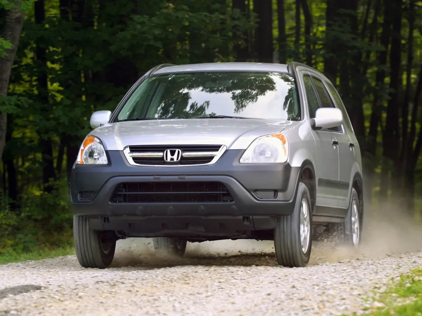 Honda_CR-V_2_generation__SUV_5-doors__4.jpg