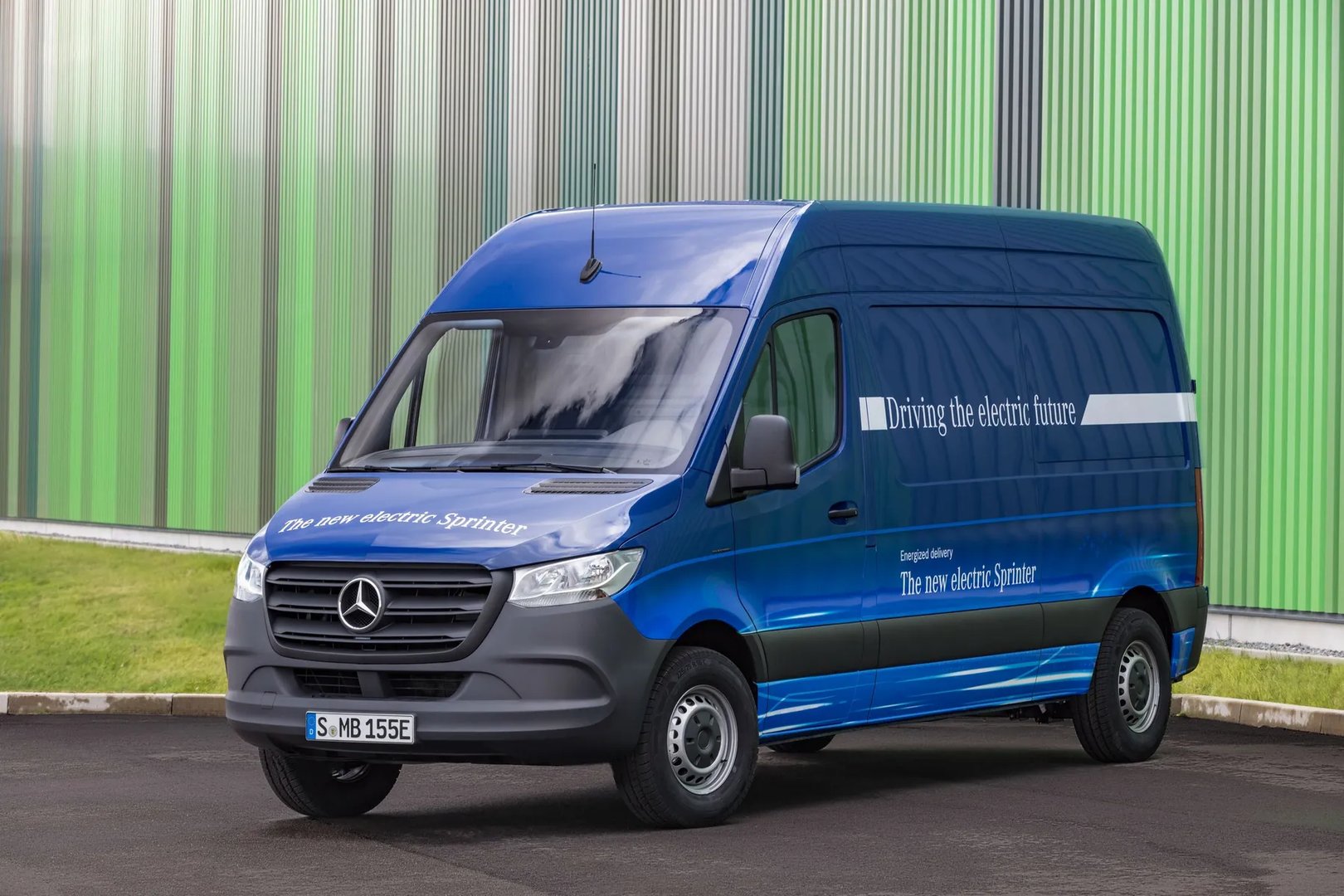 —  Van