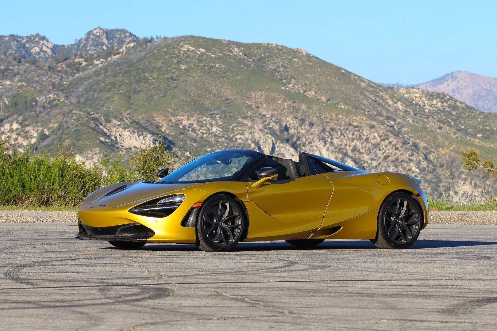 McLaren_720S_1_generation__Roadster__4.jpg