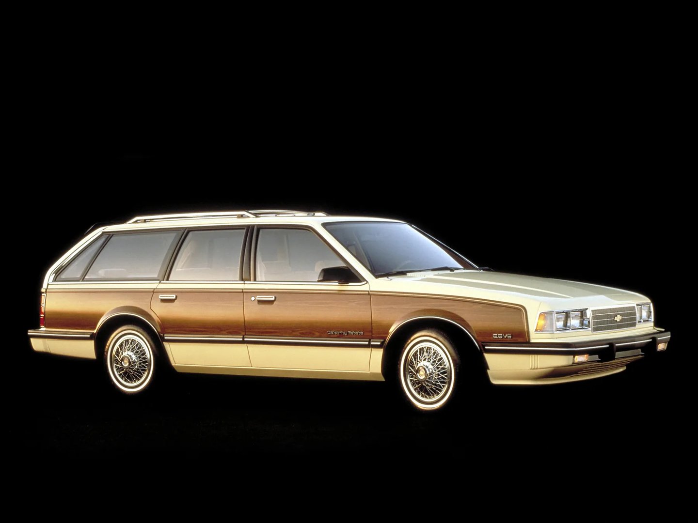 Chevrolet_Celebrity_1_generation__Estate_5-door__1.jpg
