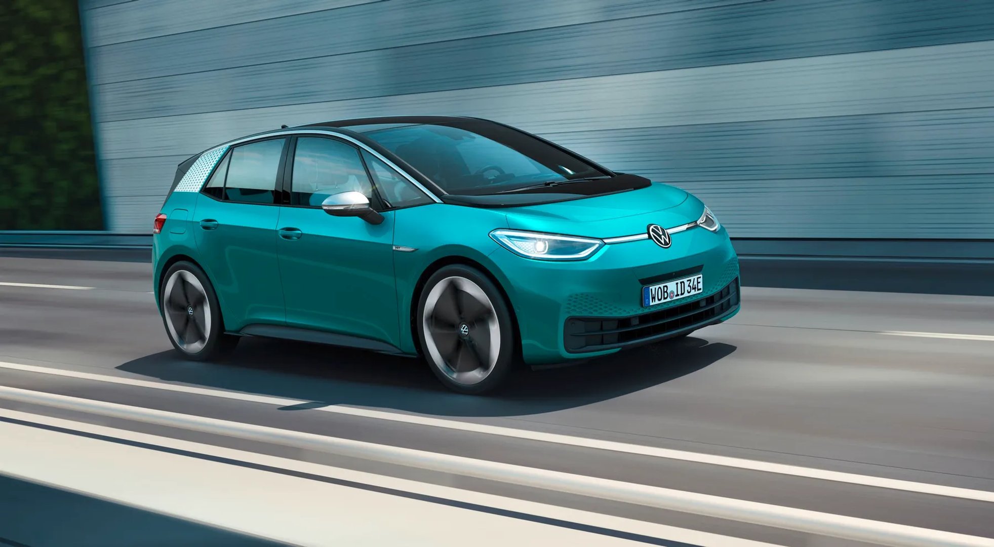 —  Hatchback 5-door